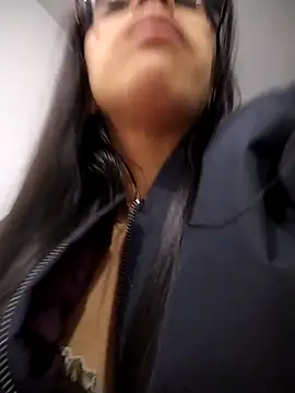 Snapshot of Mariam_Gomezxxx chatting on 04/28/26, 08:58 Mariam Gomezxxx online show from 04/28/26, 08:58