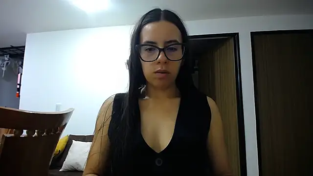 Snapshot of Mariam_Gomezxxx chatting on 05/04/26, 06:37 Mariam Gomezxxx online show from 05/04/26, 06:37