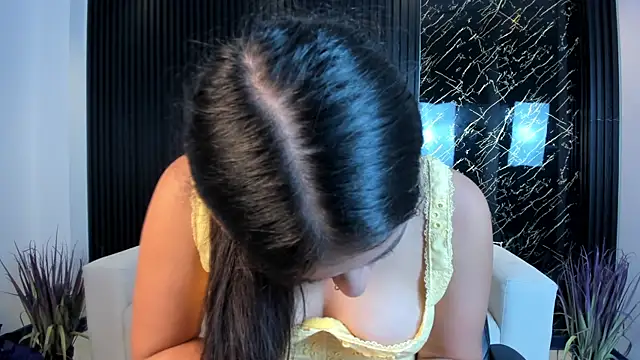 paulina sweett  online show from 11/06/25, 01:01