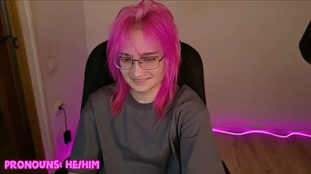 CuteYukiKun online show from 01/05/25, 04:47