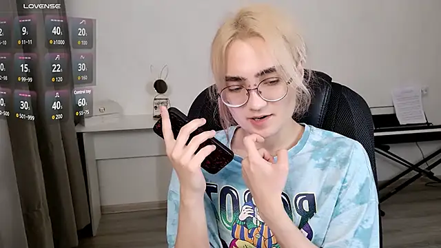 Snapshot of CuteYukiKun chatting on 02/22/26, 10:52 CuteYukiKun online show from 02/22/26, 10:52