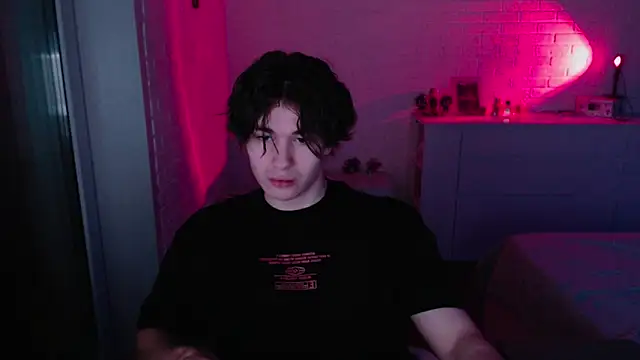 MarkusDean online show from 04/23/26, 05:26