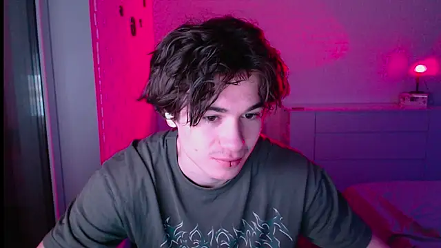 Snapshot of MarkusDean chatting on 04/29/26, 06:03 MarkusDean online show from 04/29/26, 06:03