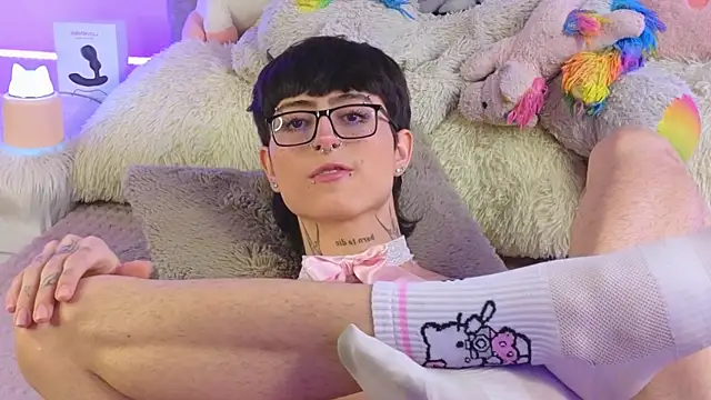 Baby Xian online show from 12/21/24, 03:58