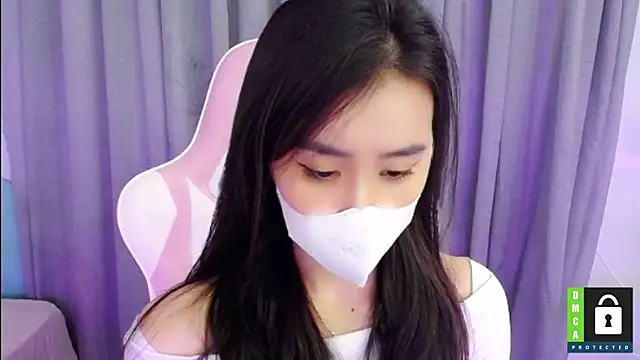 Snapshot of San___San chatting on 02/04/25, 02:28 San San online show from 02/04/25, 02:28