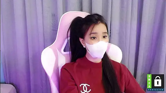 Snapshot of San___San chatting on 02/05/25, 03:20 San San online show from 02/05/25, 03:20