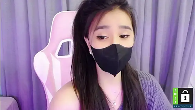 Snapshot of San___San chatting on 02/06/25, 12:05 San San online show from 02/06/25, 12:05