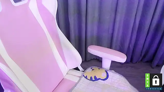 Snapshot of San___San chatting on 02/26/25, 12:49 San San online show from 02/26/25, 12:49