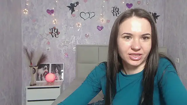 KaraCriegs online show from 03/10/25, 12:29