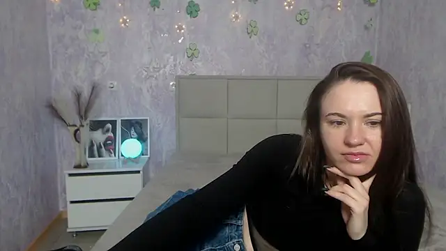 KaraCriegs online show from 03/23/25, 12:26