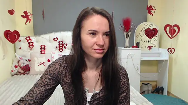 KaraCriegs online show from 02/03/26, 06:57