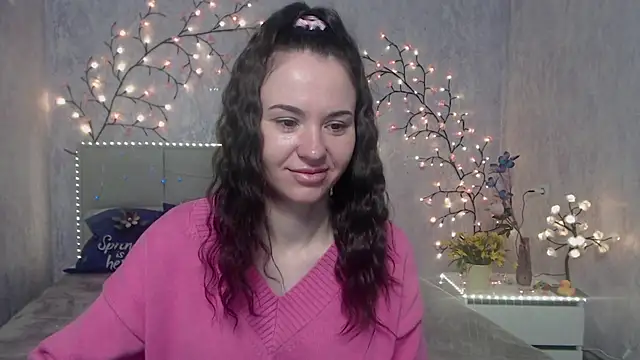 KaraCriegs online show from 04/19/26, 05:23