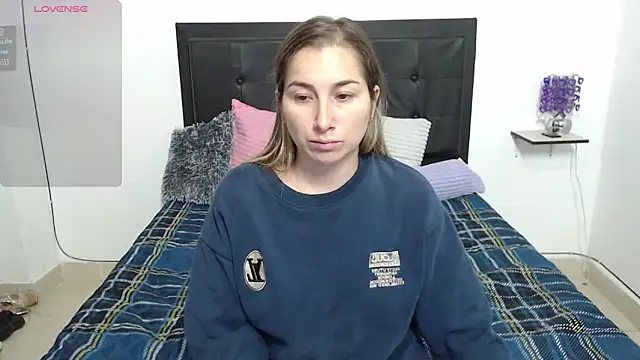 Iris love18 online show from 02/13/25, 11:50