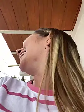 Iris love18 online show from 02/15/25, 08:22