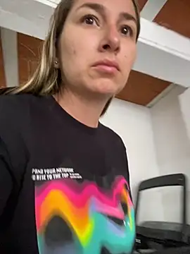 Iris love18 online show from 09/26/25, 03:05