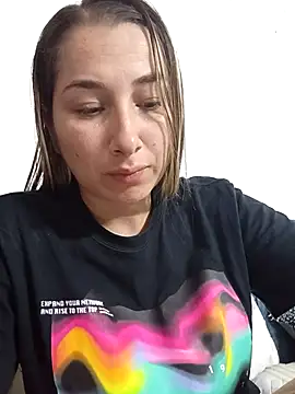 Iris love18 online show from 10/31/25, 12:55