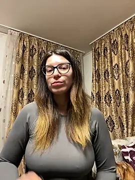 NadiraNoor online show from 02/06/26, 12:59