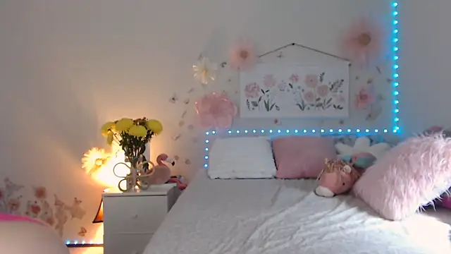 Poisson Eva online show from 04/23/26, 10:34