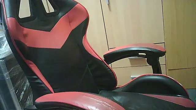 Javier bear online show from 09/19/25, 10:05