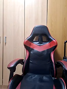 Javier bear online show from 10/17/25, 08:55