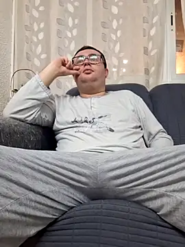 Javier bear online show from 03/20/26, 10:25