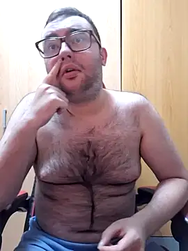 Snapshot of Javier_bear chatting on 05/06/26, 09:20 Javier bear online show from 05/06/26, 09:20