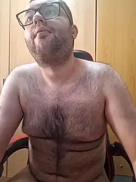 Snapshot of Javier_bear chatting on 05/26/26, 02:02 Javier bear online show from 05/26/26, 02:02