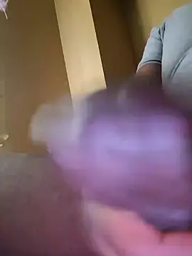 Snapshot of Kingkongding47 chatting on 11/22/25, 07:24 Kingkongding47 online show from 11/22/25, 07:24