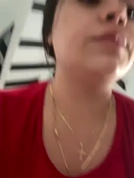 Snapshot of valery__sexy chatting on 12/04/25, 08:17 valery sexy online show from 12/04/25, 08:17