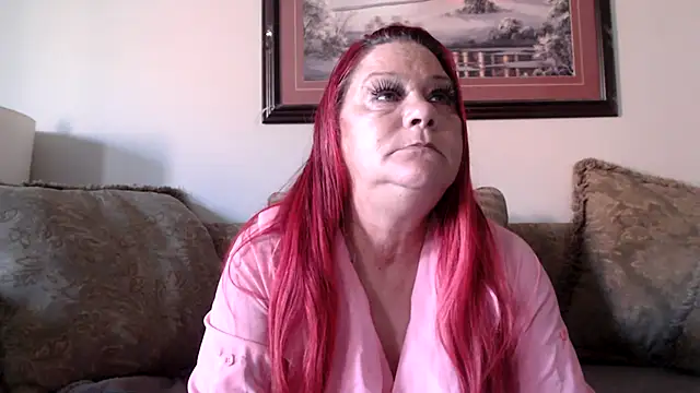 Snapshot of LexxiLeeds chatting on 10/05/25, 04:16 LexxiLeeds online show from 10/05/25, 04:16