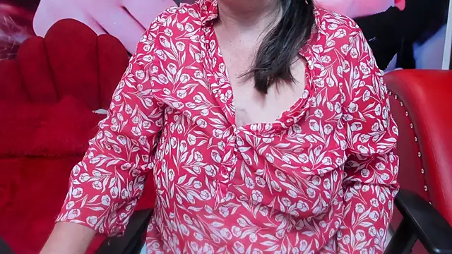 Snapshot of karito_mature17 chatting on 10/10/25, 07:35 karito mature17 online show from 10/10/25, 07:35