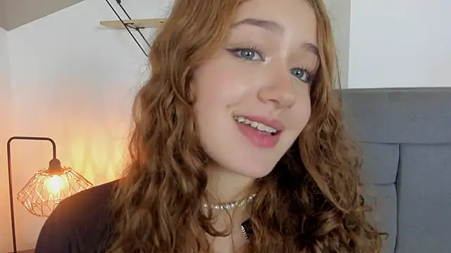 Snapshot of mailin18 chatting on 02/16/25, 12:19 mailin18 online show from 02/16/25, 12:19