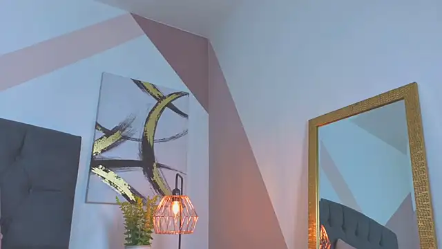 mailin18 online show from 11/28/25, 10:23