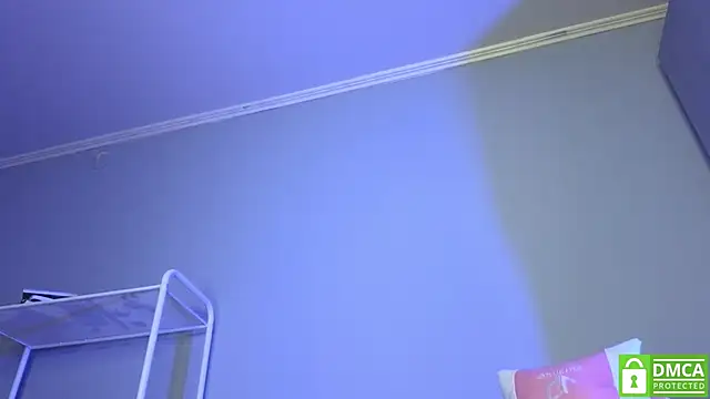 mollymila online show from 12/14/24, 01:49