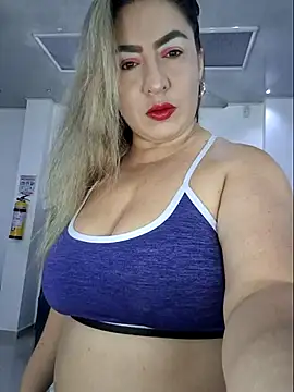 laura bassi online show from 09/29/25, 04:28