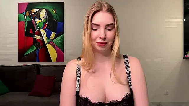 Snapshot of DannaCelisss chatting on 12/07/24, 06:37 DannaCelisss online show from 12/07/24, 06:37