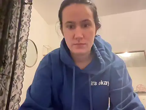 Snapshot of Furyofmoon chatting on 12/27/24, 05:26 Furyofmoon online show from 12/27/24, 05:26