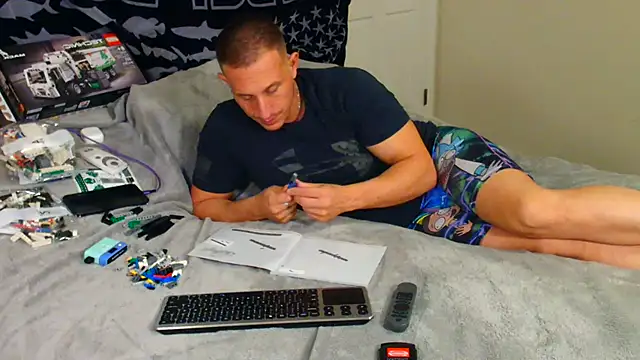 zack Fisher online show from 02/05/25, 03:23