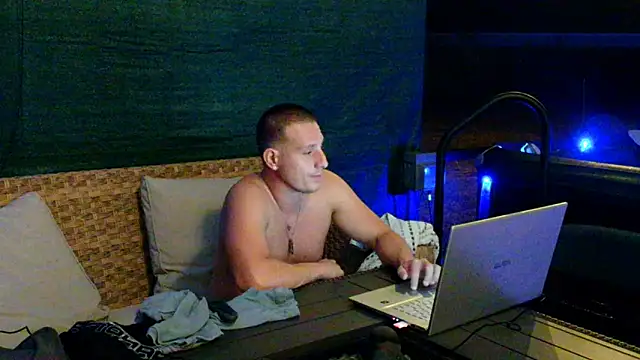 Snapshot of zack_Fisher chatting on 02/20/26, 06:26 zack Fisher online show from 02/20/26, 06:26