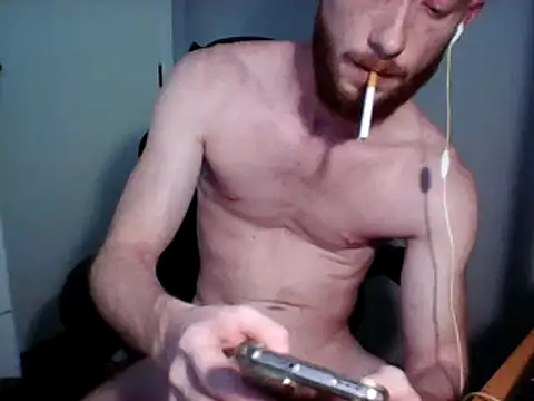 Snapshot of Smoker_Ginger chatting on 02/23/25, 01:32 Smoker Ginger online show from 02/23/25, 01:32