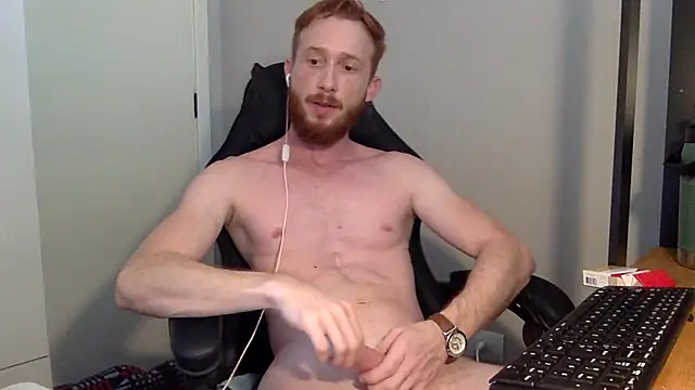 Snapshot of Smoker_Ginger chatting on 03/13/25, 06:01 Smoker Ginger online show from 03/13/25, 06:01