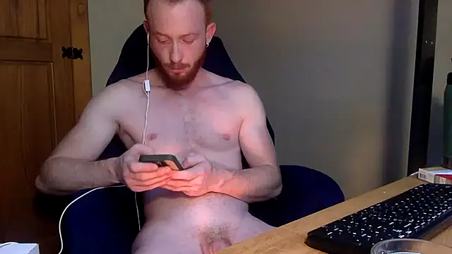 Snapshot of Smoker_Ginger chatting on 09/26/25, 01:37 Smoker Ginger online show from 09/26/25, 01:37