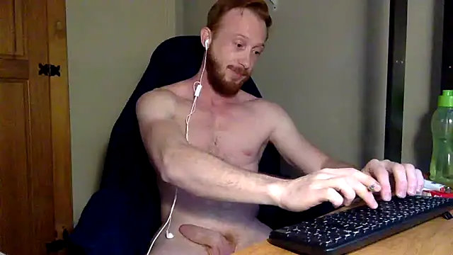 Snapshot of Smoker_Ginger chatting on 10/16/25, 06:20 Smoker Ginger online show from 10/16/25, 06:20