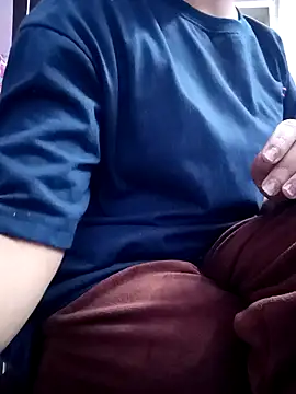 Snapshot of Harpreet_49 chatting on 12/17/24, 09:28 Harpreet 49 online show from 12/17/24, 09:28