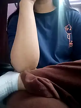 Snapshot of Harpreet_49 chatting on 01/11/25, 06:45 Harpreet 49 online show from 01/11/25, 06:45