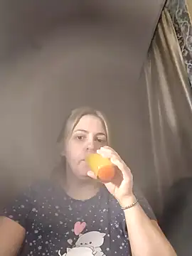 Lady nice cat online show from 02/25/25, 12:55