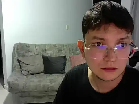 unoxestres online show from 12/21/25, 03:24