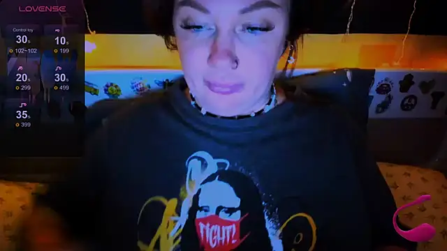 EllieOz online show from 02/21/25, 05:53