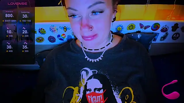 EllieOz online show from 03/21/25, 12:40