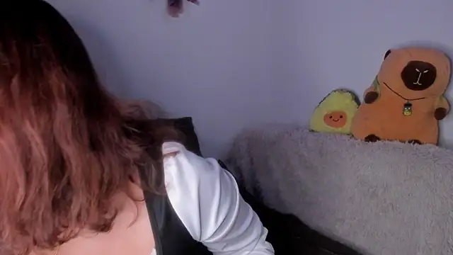Snapshot of Violette-Ramirez01 chatting on 09/18/25, 10:23 Violette-Ramirez01 online show from 09/18/25, 10:23